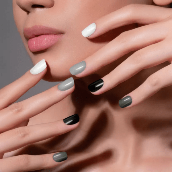 Renee Gloss Touch N01 Classic Monochrome - Set of 4 Nail Enamels, 5ml each   (Pack of 4) - Image 5